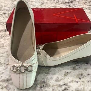 Aerosoles flats, Style- Megaphone, color Bone 101.